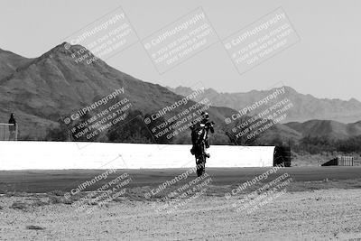 media/May-06-2024-Moto Forza (Mon) [[b33359f27d]]/Around the Pits/